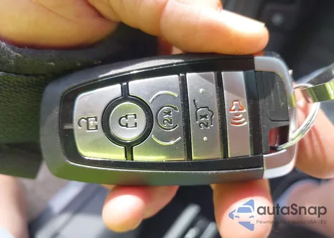 2022 Ford Escape Titanium из США, поврежденный, VIN 1FMCU9J91NUB87215